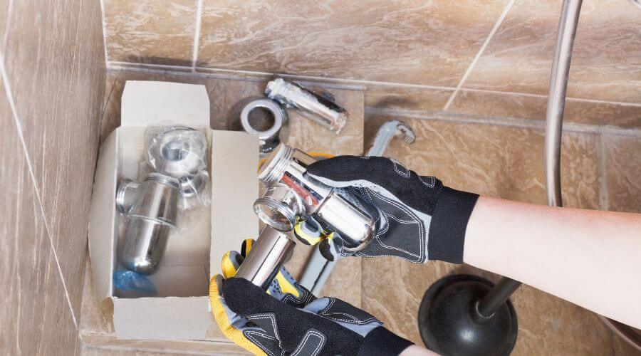 Expert Emergency Roof Repairs services in Montchanin, DE